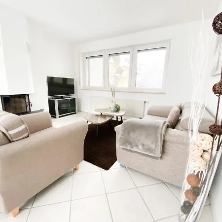 1-4 Pers. Moderne 2-etagen-wohnung - Nur 0,3 Km Vom Zentrum * רמשייד