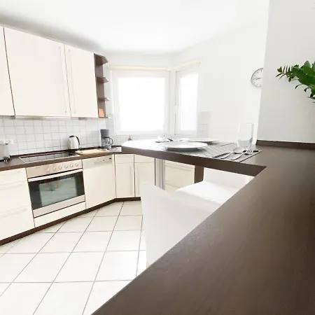 1-4 Pers. Moderne 2-etagen-wohnung - Nur 0,3 Km Vom Zentrum * Remscheid