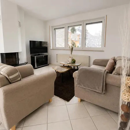 Stilvolle Auf 2 Etagen In Zentrumsnaehe Apartmán *