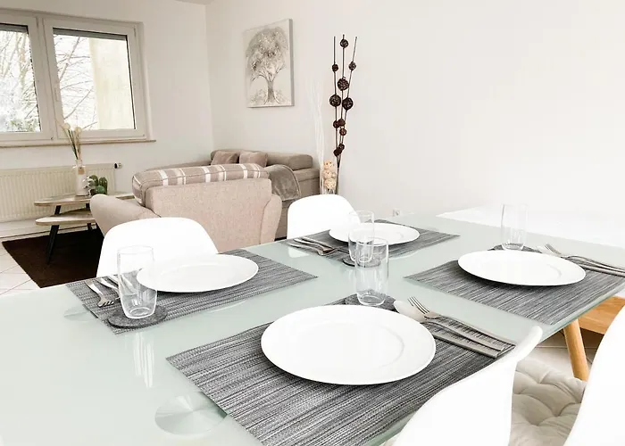 1-4 Pers. Moderne 2-etagen-wohnung - Nur 0,3 Km Vom Zentrum *