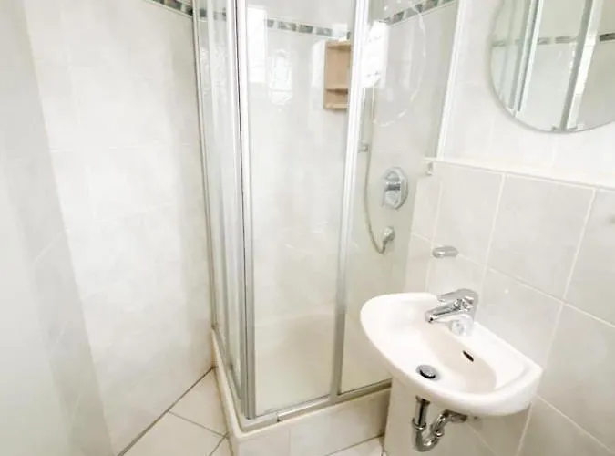 1-4 Pers. Moderne 2-etagen-wohnung - Nur 0,3 Km Vom Zentrum Lejlighed Remscheid